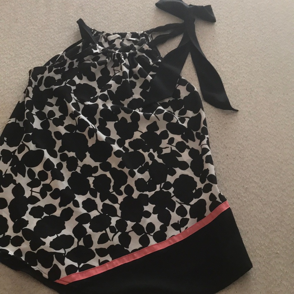 Sleeveless tank